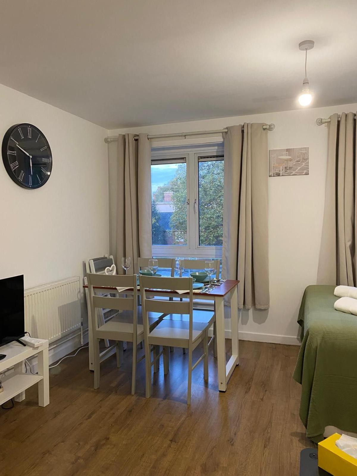 לונדון Modern Entire Apartment In Kings Cross St Pancras מראה חיצוני תמונה